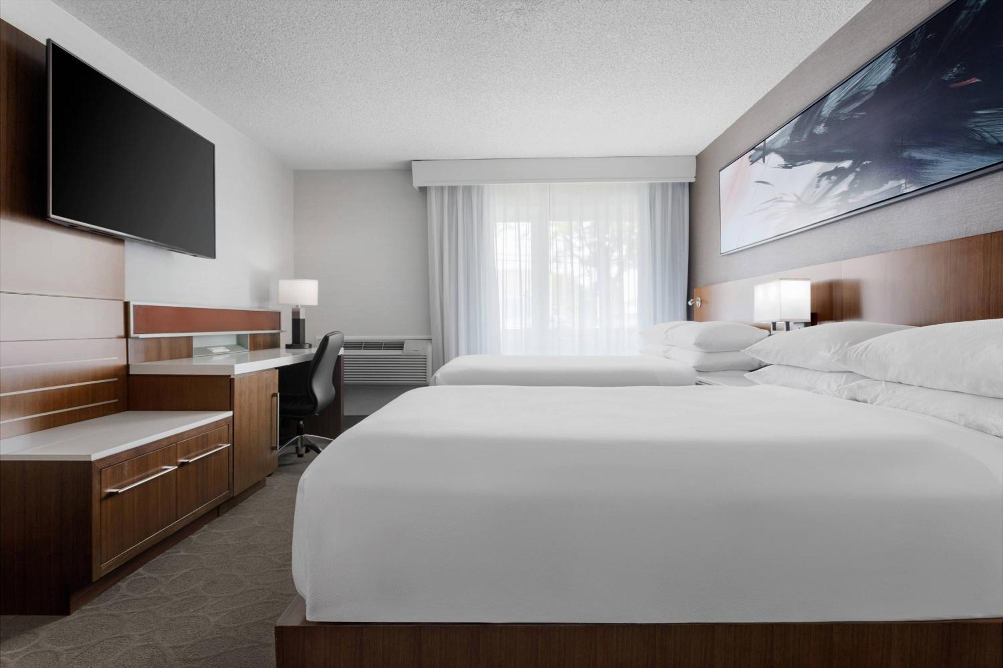 Delta Hotels By Marriott Burlington Exterior foto