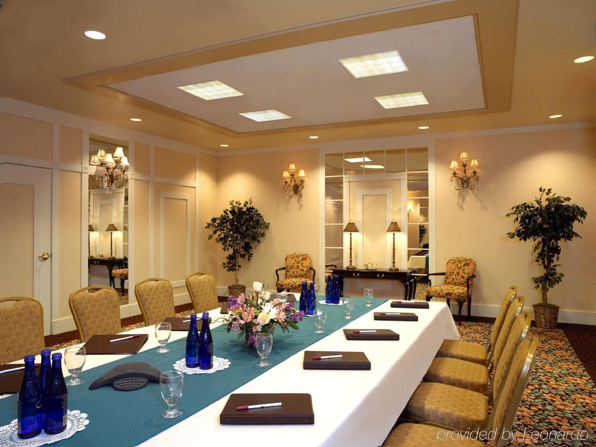 Delta Hotels By Marriott Burlington Facilidades foto